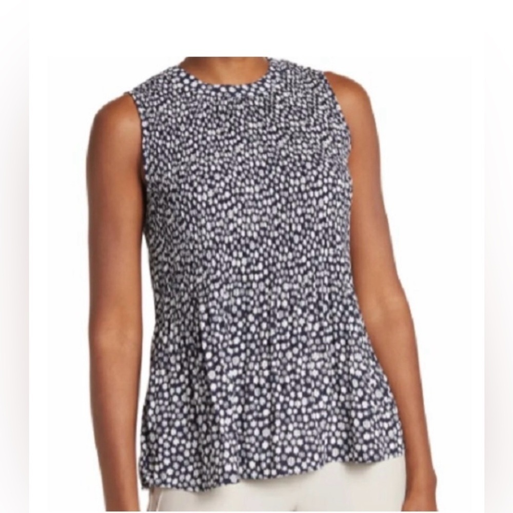 Adrianna Papell Navy/Ivory Round Neck Floral
Pleated Sleeveless Blouse Medium - Picture 11 of 11